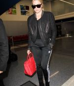 Access_Kardashian_7.jpg