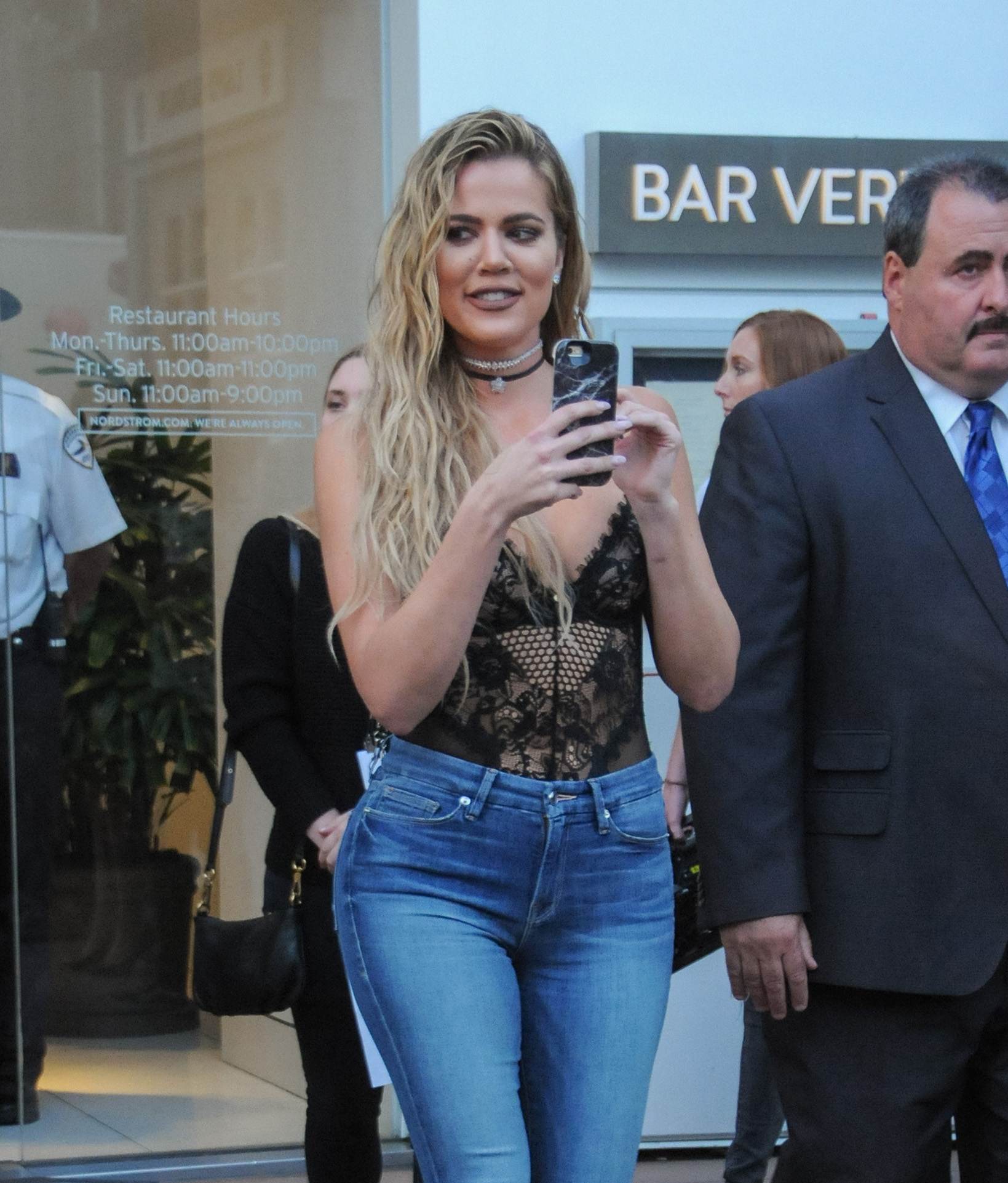 Access_Kardashian_16.jpg