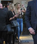 Access_Kardashian_17.jpg