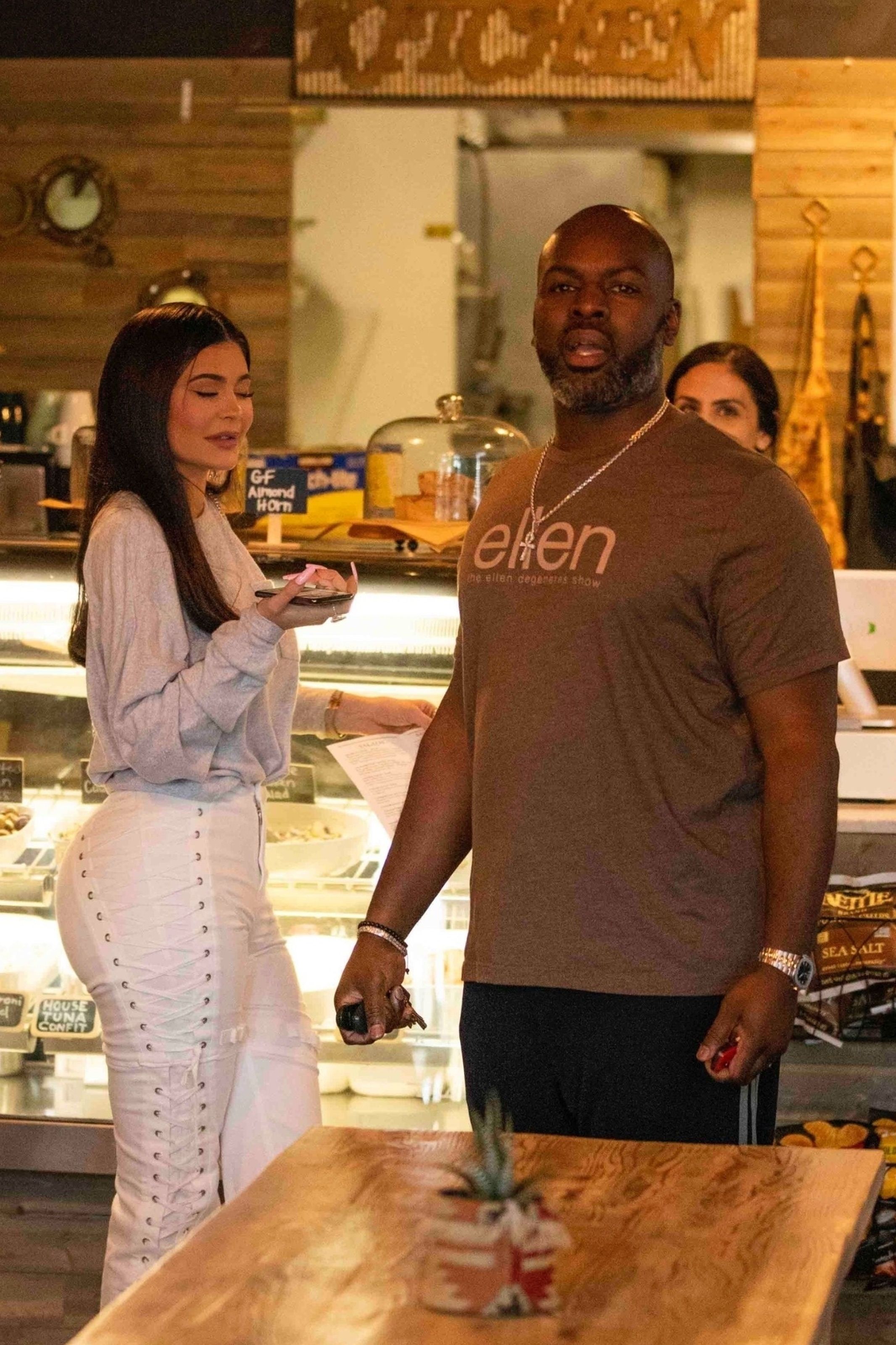 Access_Kardashian_002.jpg