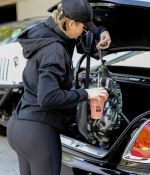 Access_Kardashian_12.jpg
