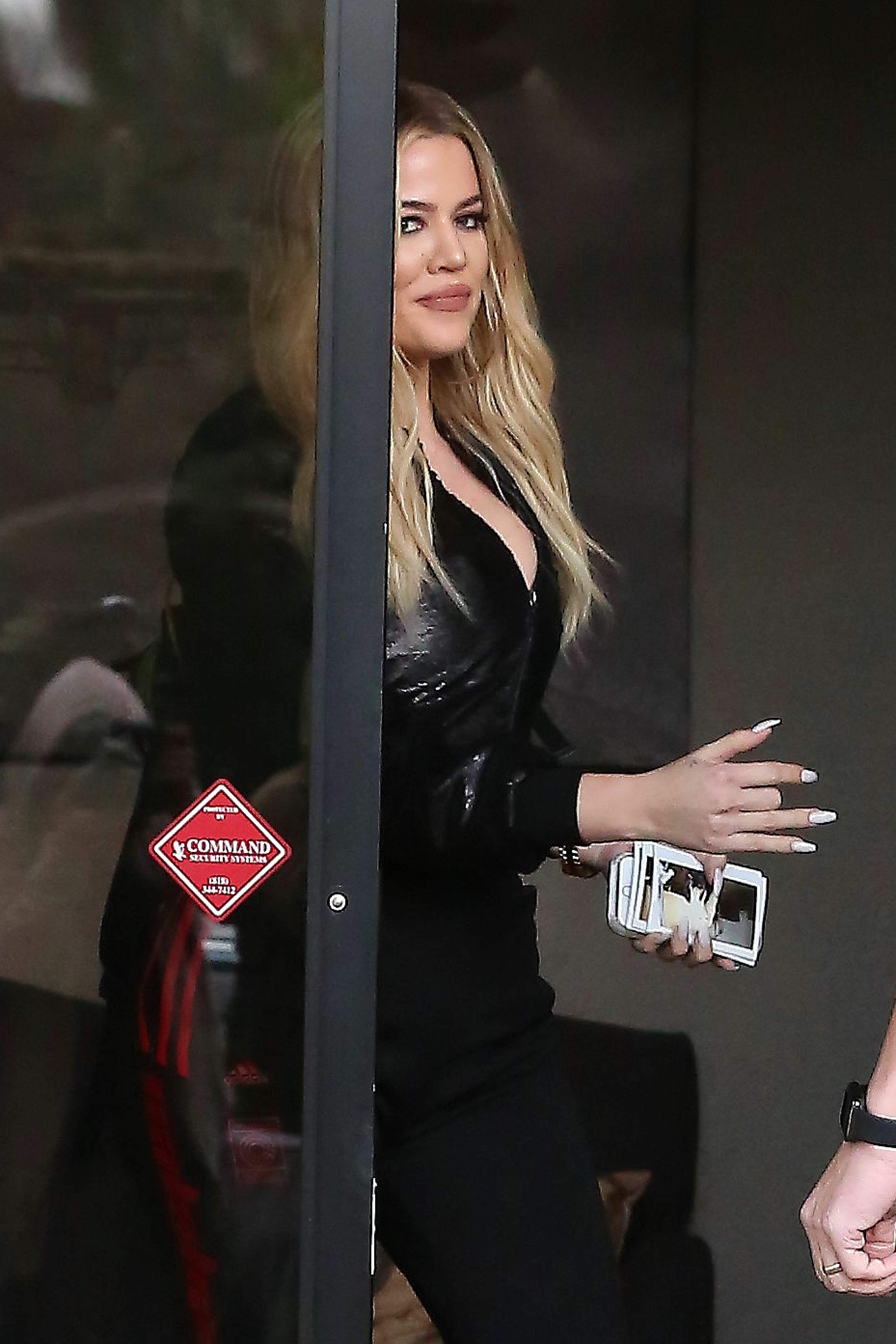 Access_Kardashian_7.jpg