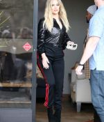 Access_Kardashian_19.jpg
