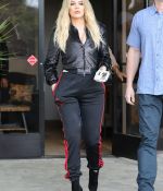 Access_Kardashian_29.jpg