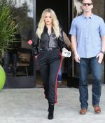 Access_Kardashian_31.jpg