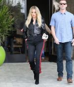 Access_Kardashian_32.jpg