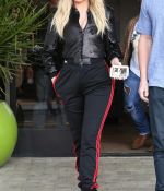 Access_Kardashian_54.jpg