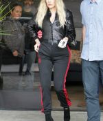 Access_Kardashian_64.jpg