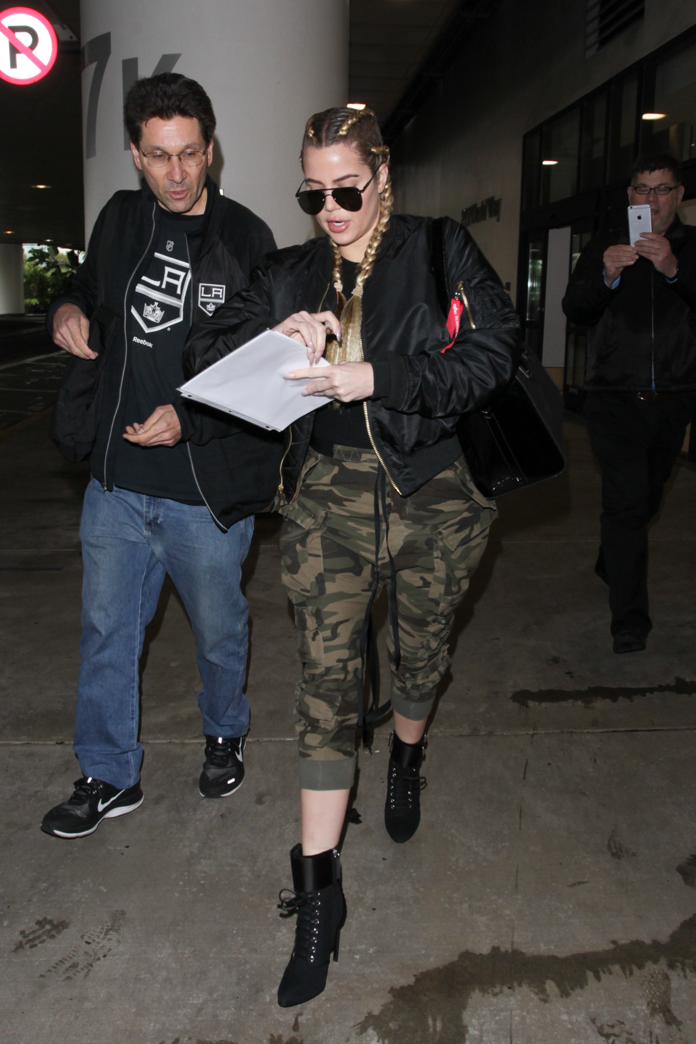 Access_Kardashian_11.jpg
