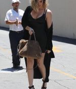 Access_Kardashian_100.jpg