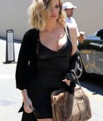 Access_Kardashian_120.jpg