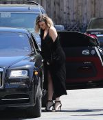 Access_Kardashian_130.jpg
