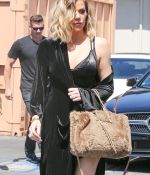 Access_Kardashian_34.jpg