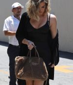 Access_Kardashian_96.jpg