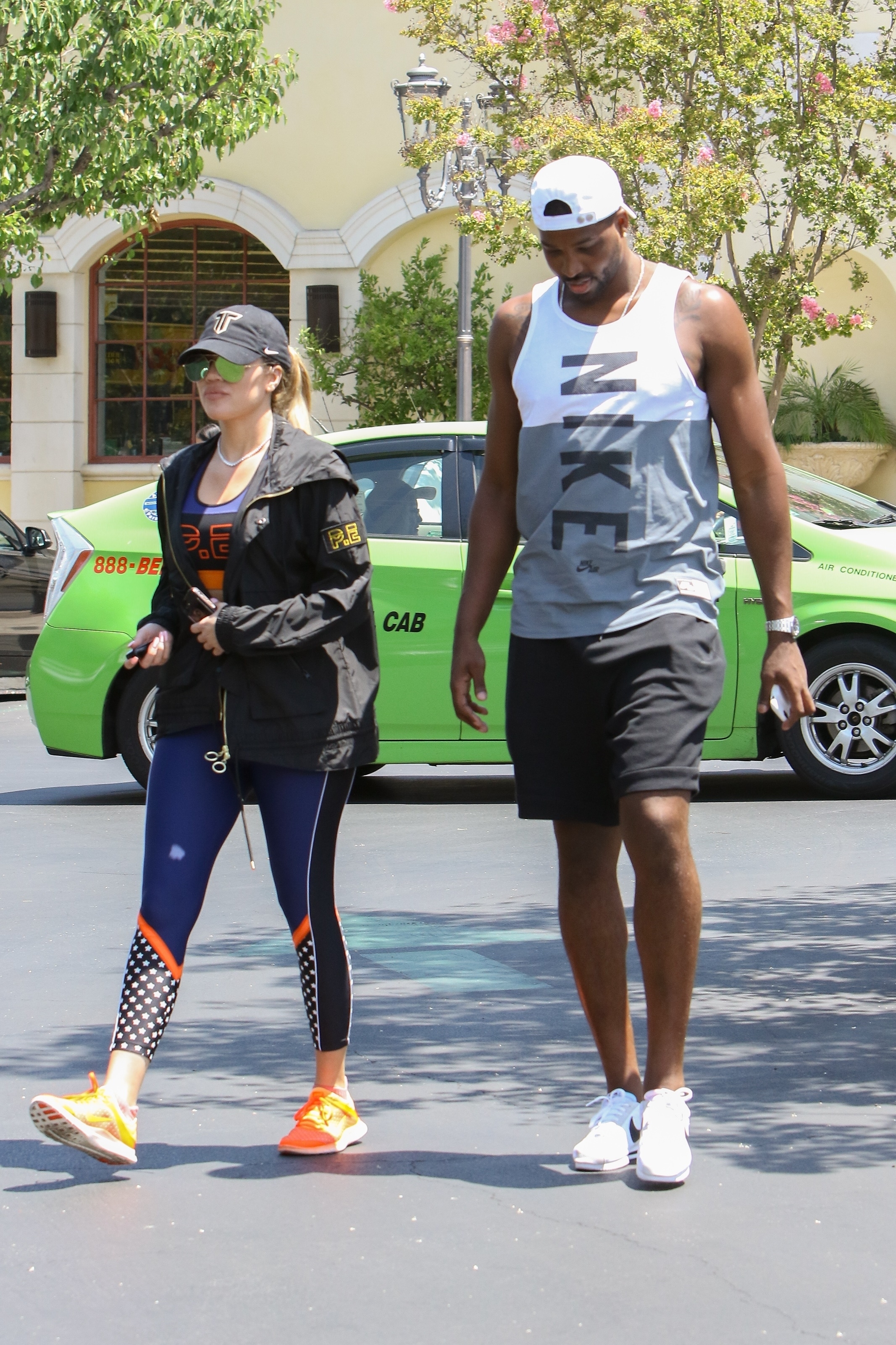 Access_Kardashian_11.jpg
