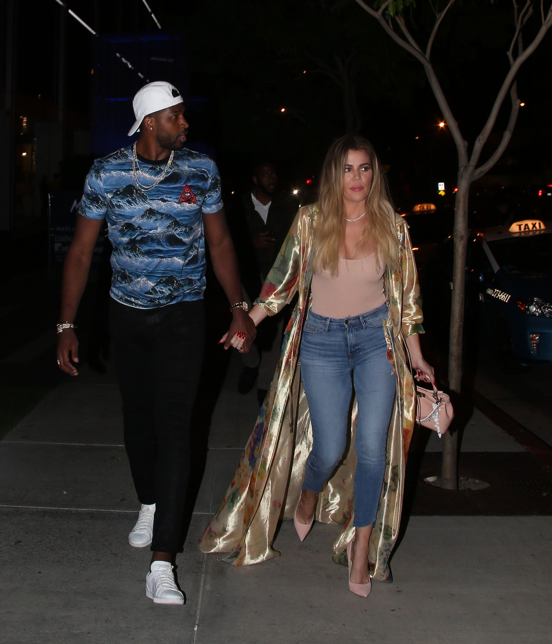 Access_Kardashian_24.jpg