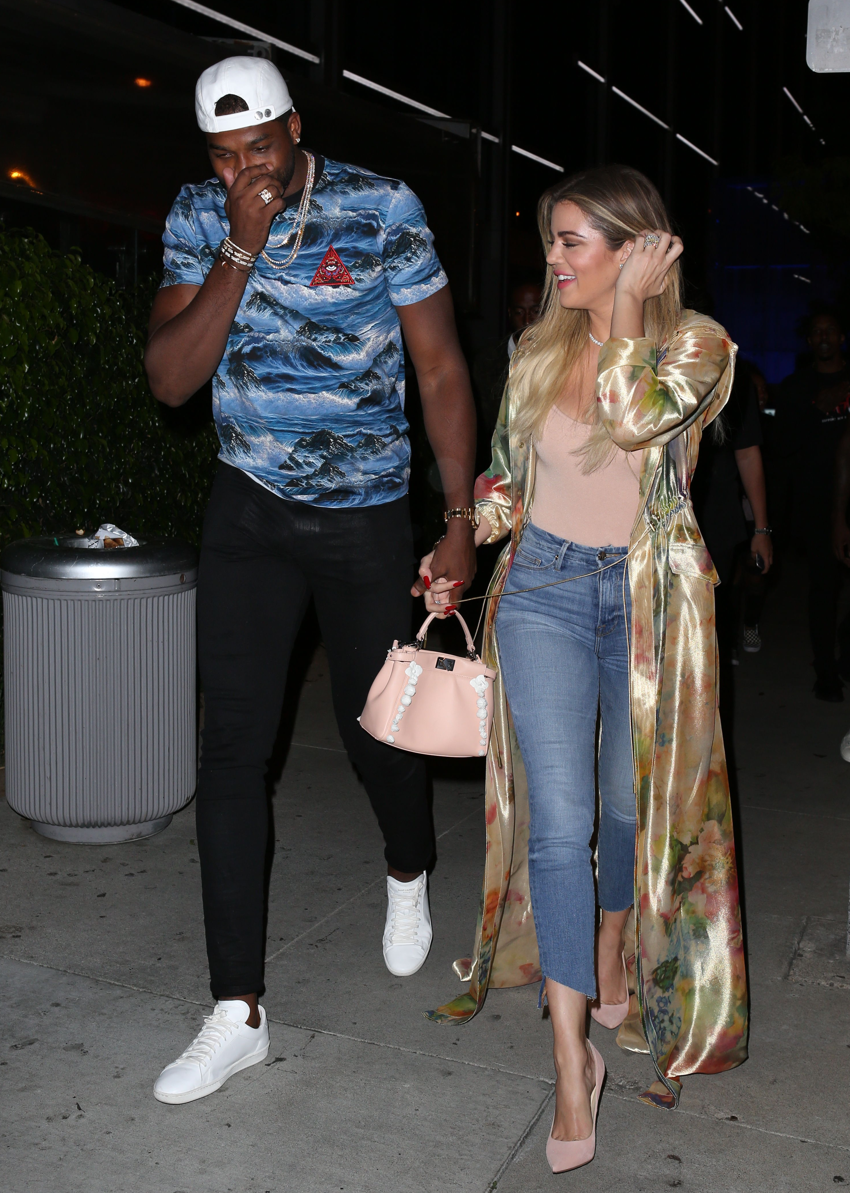 Access_Kardashian_6.jpg