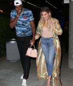 Access_Kardashian_2.jpg