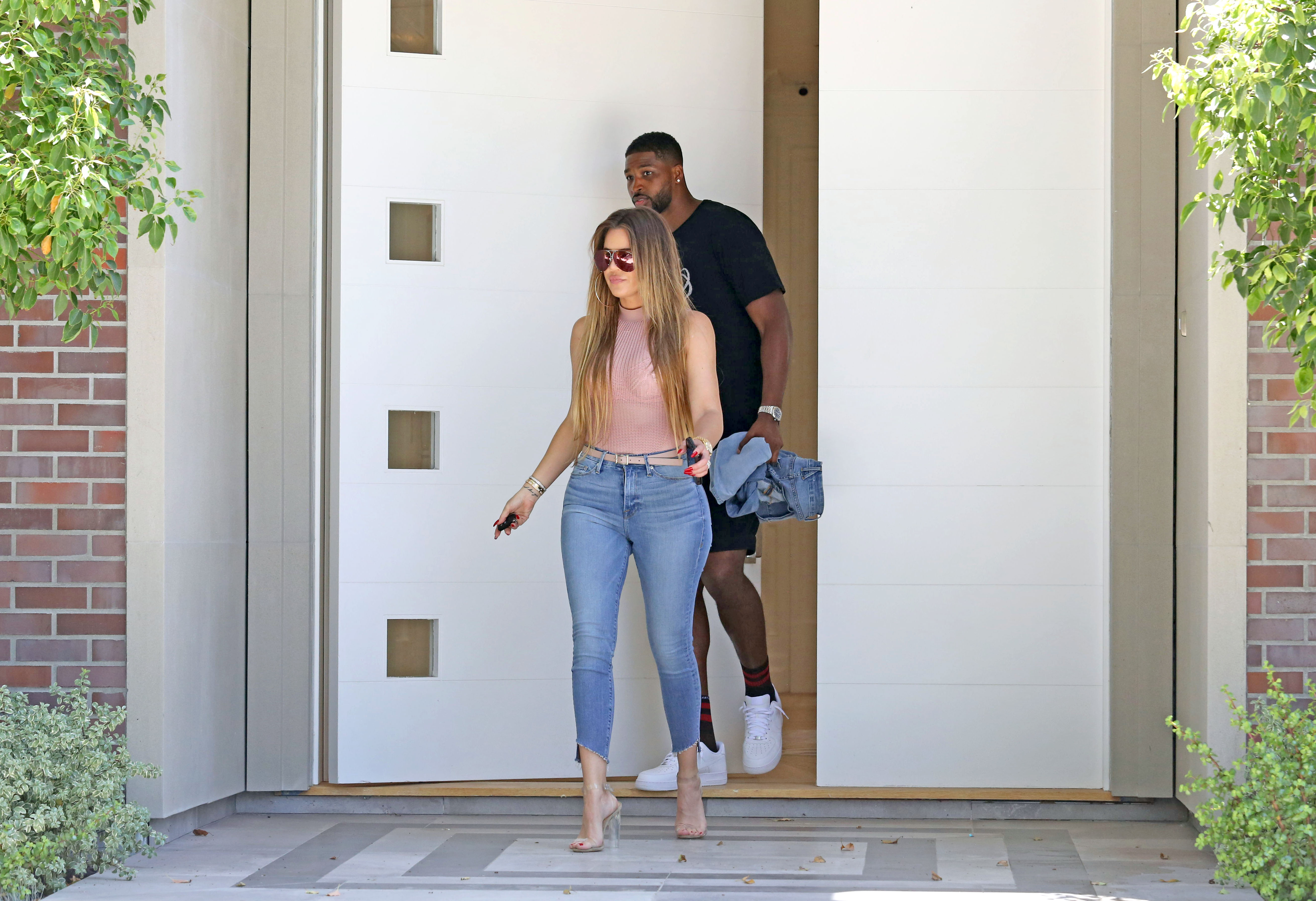 Access_Kardashian_5.jpg