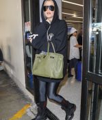 Access_Kardashian_4.jpg