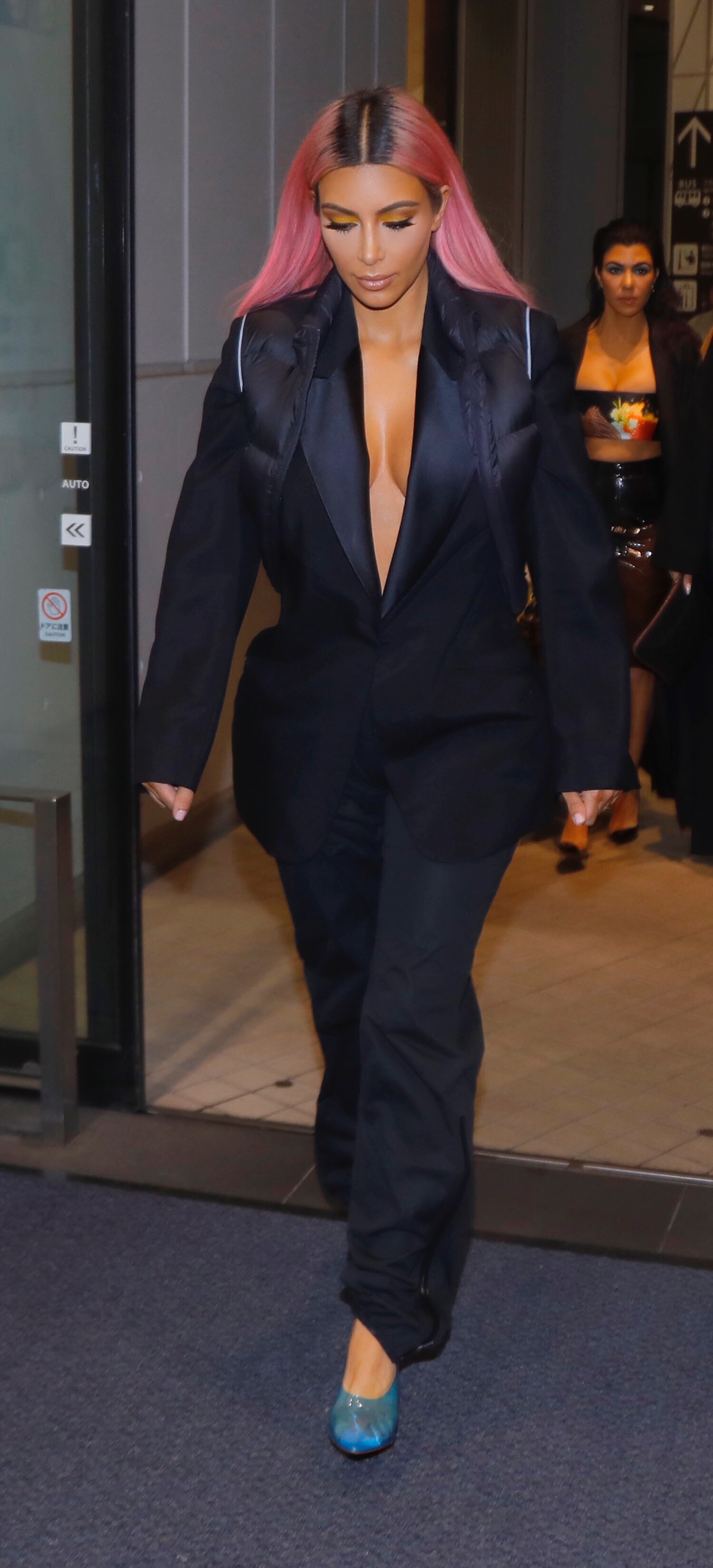 Access_Kardashian_2.jpg