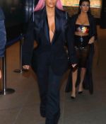 Access_Kardashian_3.jpg
