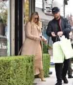Access_Kardashian_8.jpg