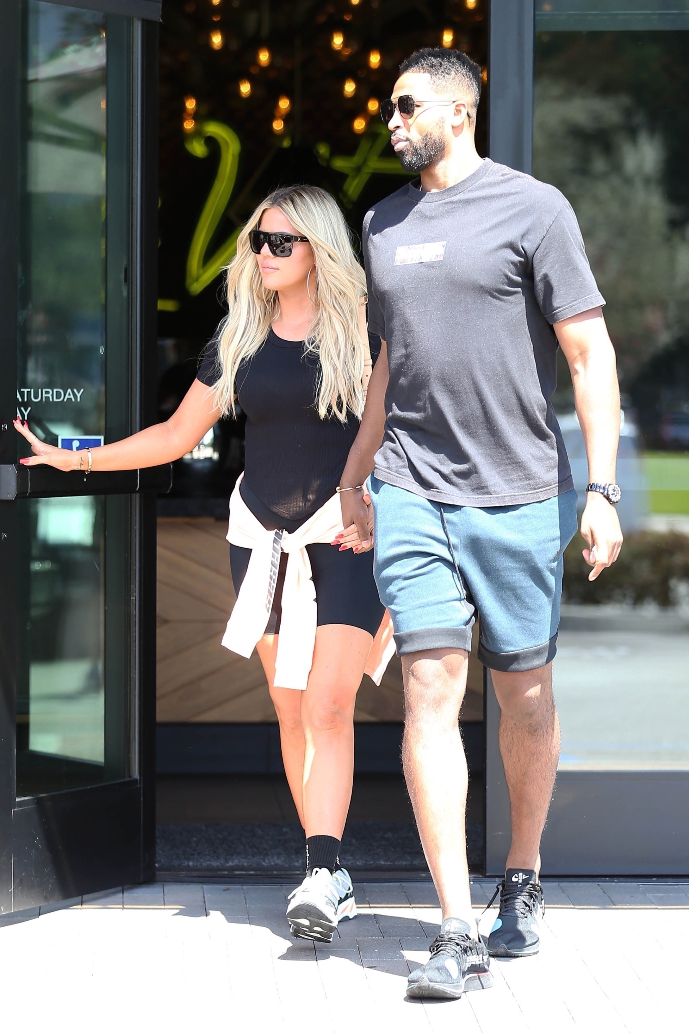 Access_Kardashian_6.jpg