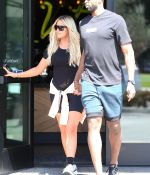 Access_Kardashian_6.jpg