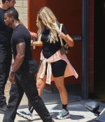 Access_Kardashian_10.jpg