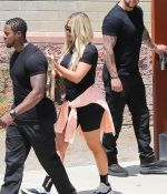 Access_Kardashian_6.jpg