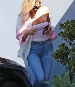 Access_Kardashian_5.jpg