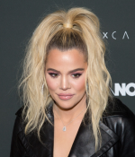 Access_Kardashian_87.png