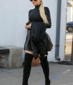 Access_Kardashian_6.jpg
