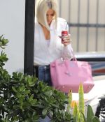 Access_Kardashian_8.jpg