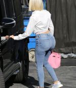 Access_Kardashian_2.jpg
