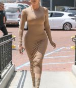 Access_Kardashian_11.jpg