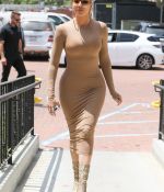 Access_Kardashian_36.jpg