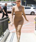 Access_Kardashian_37.jpg