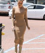 Access_Kardashian_44.jpg