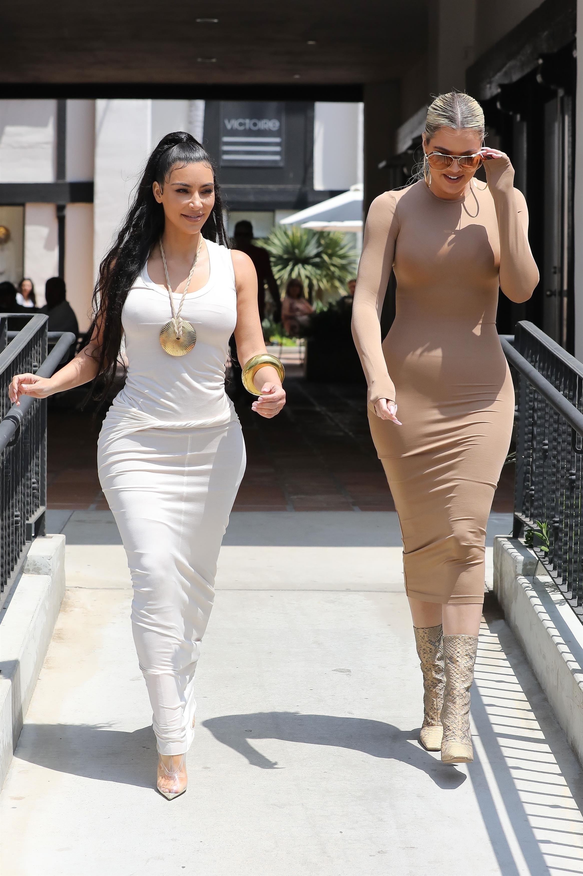 Access_Kardashian_12.jpg