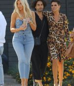 Access_Kardashian_11.jpg