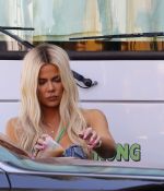 Access_Kardashian_6.jpg