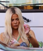 Access_Kardashian_7.jpg