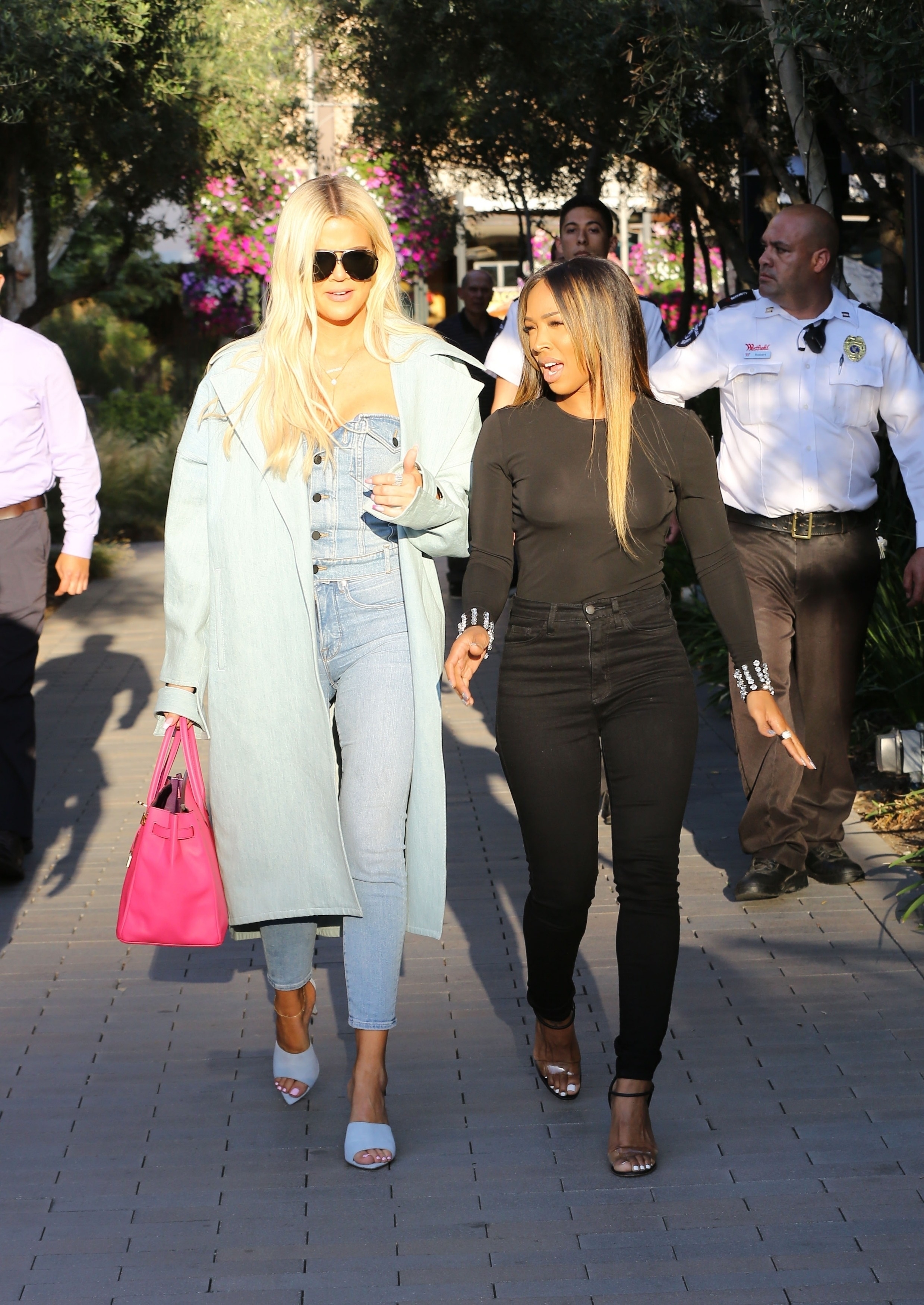 Access_Kardashian_22.jpg