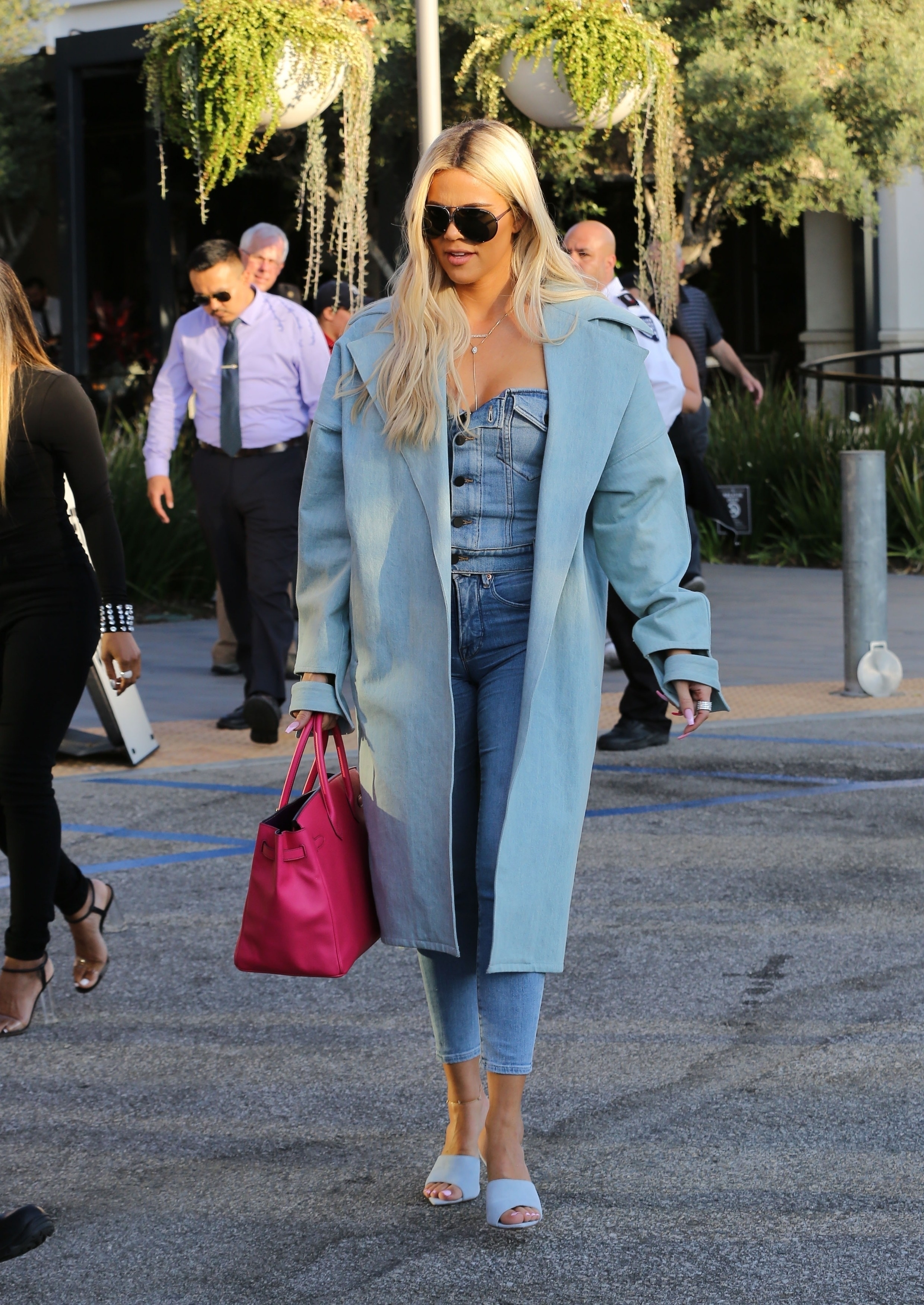 Access_Kardashian_6.jpg