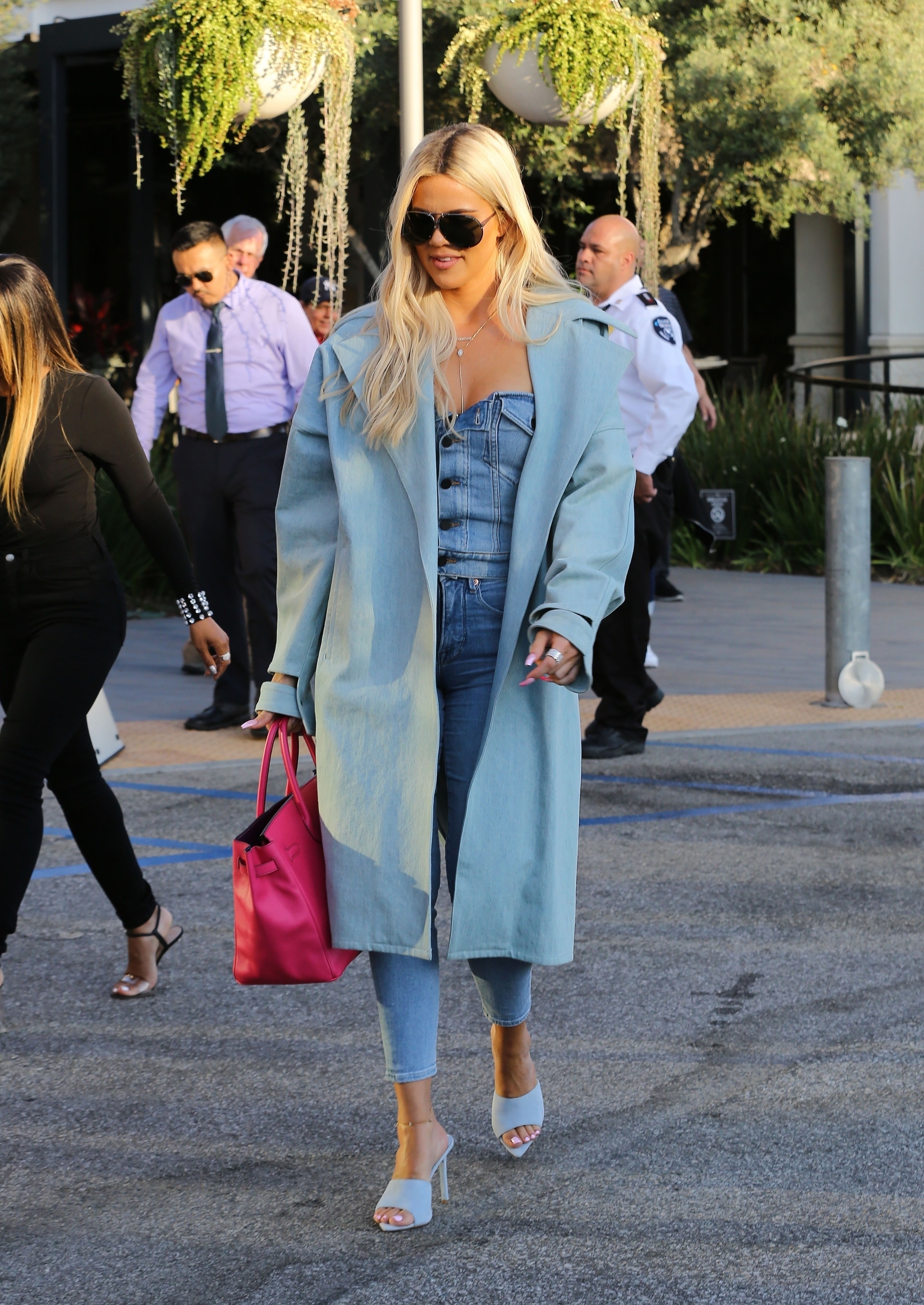 Access_Kardashian_7.jpg
