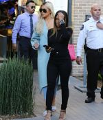 Access_Kardashian_24.jpg