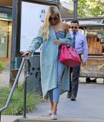 Access_Kardashian_3.jpg