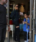 Access_Kardashian_1.jpg
